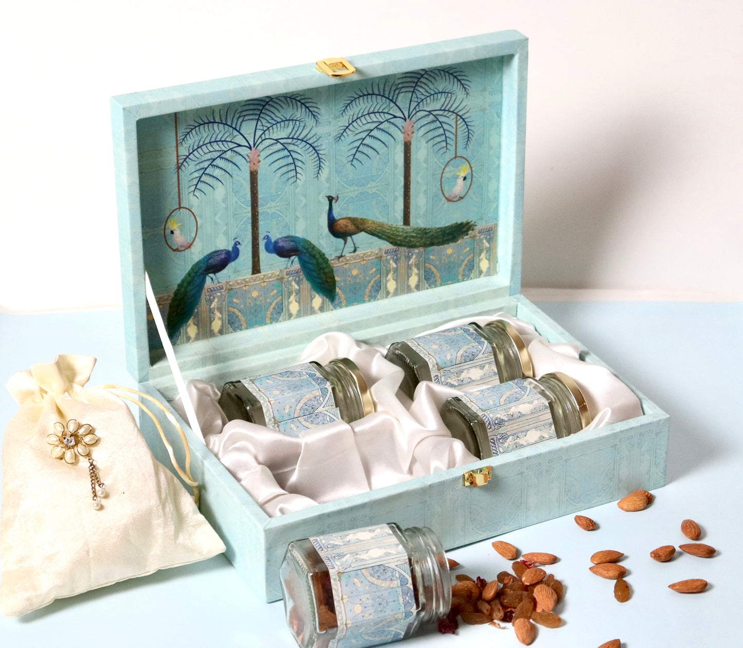 4 Jar Chinoiserie Gift Box