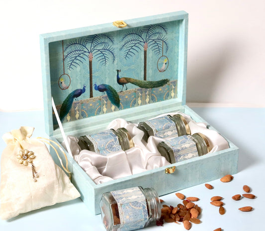 4 Jar Chinoiserie Gift Box