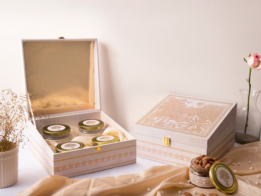 4 Jar Tapered Box (Vanshala Beige)
