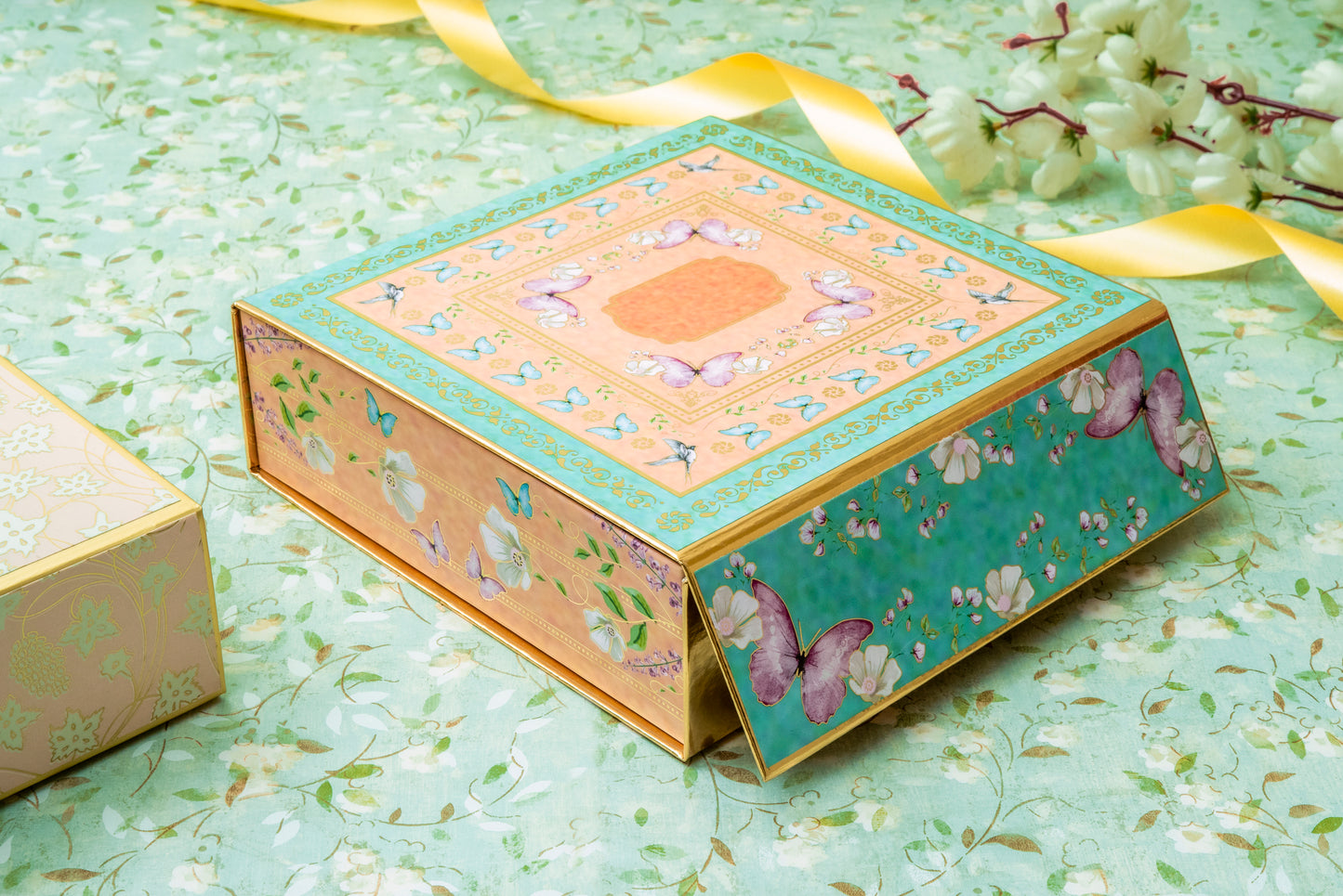 Butterfly Peach Box (Set of 5 Boxes)
